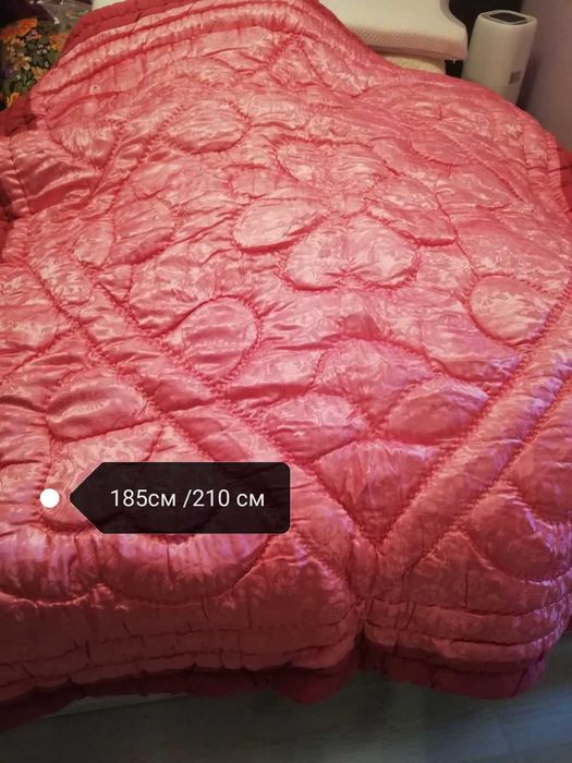 Юргани с пънеж чиста вълна и сатен нови в три цвятя 185/210см