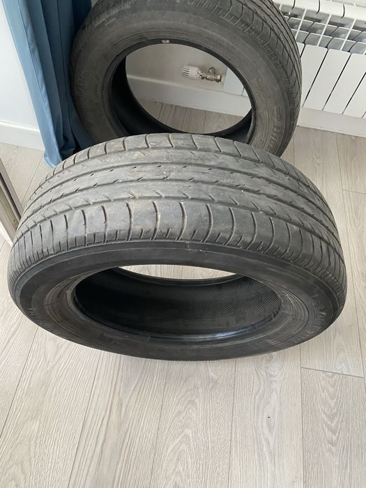продам две шины Yokohama 225/60/17
