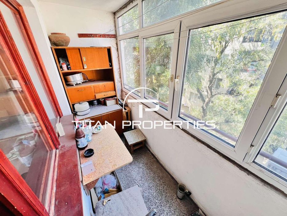 Дава се под наем Едностаен апартамент в Бургас, Възраждане - 38 кв.м за 199.41 € - Снимка #2