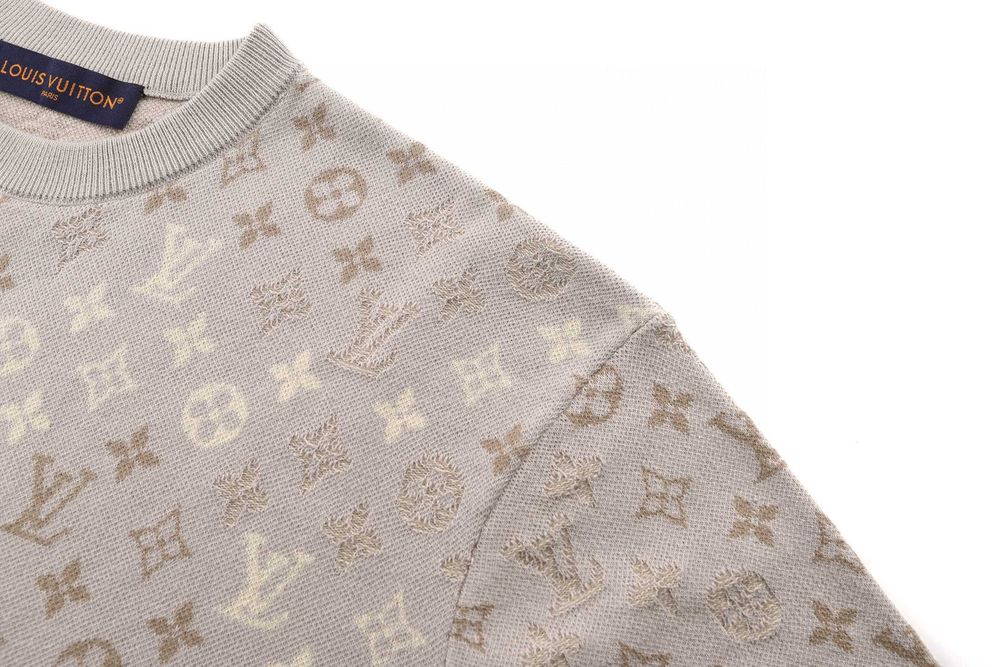 Tricou Louis Vuitton Premium