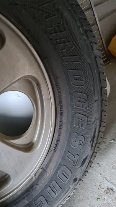 Janta + cauciuc 215 65 16