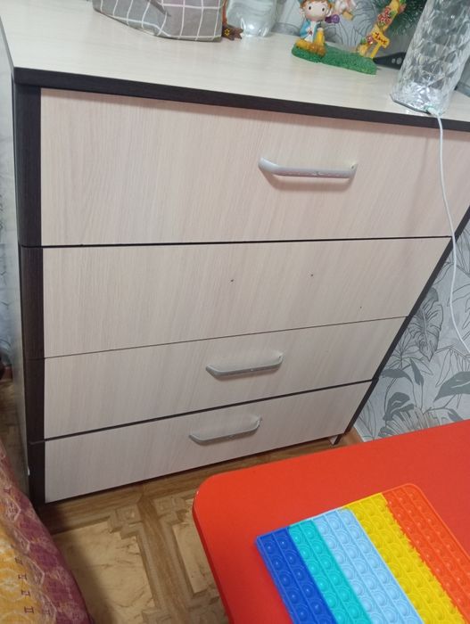 Продам шкаф, тумба, комод,стол