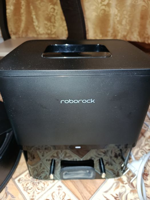 Робот пылесос продам