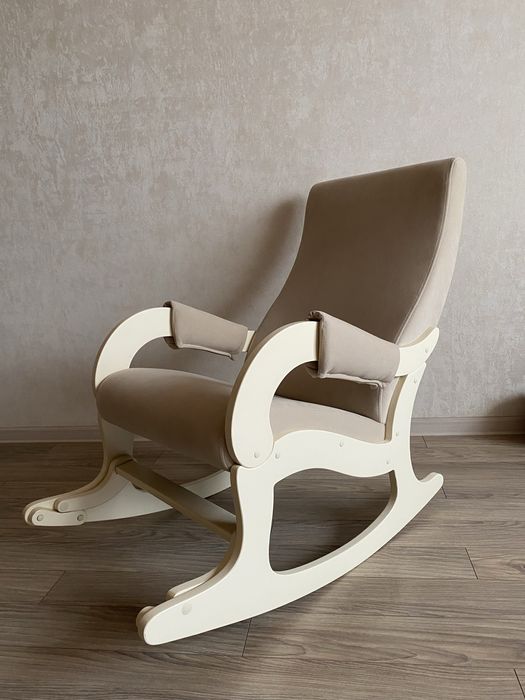 кресло качалка стол