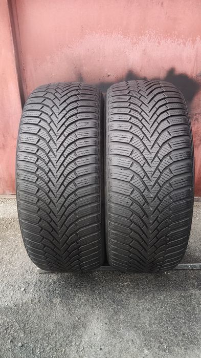 2бр. зимни гуми 205/50/17 Sailun Ice Blazer 
dot23
6.9mm
Добро състоян