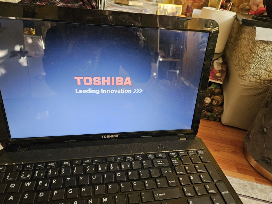 Laptop Sattelite L 850- 1PD