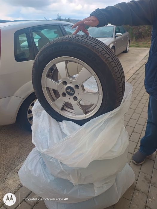 Cauciucuri de iarna cu jante