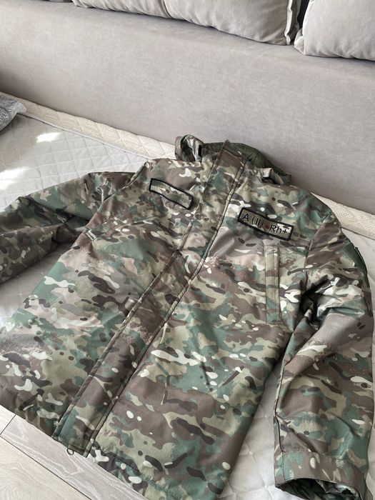 Военная куртка на осень- весну 46 размера!!