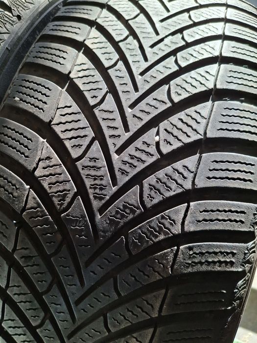 2 Amvelope se iarnă 215 55 r17 Semperit