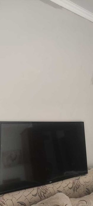 Продам Телевизор LG