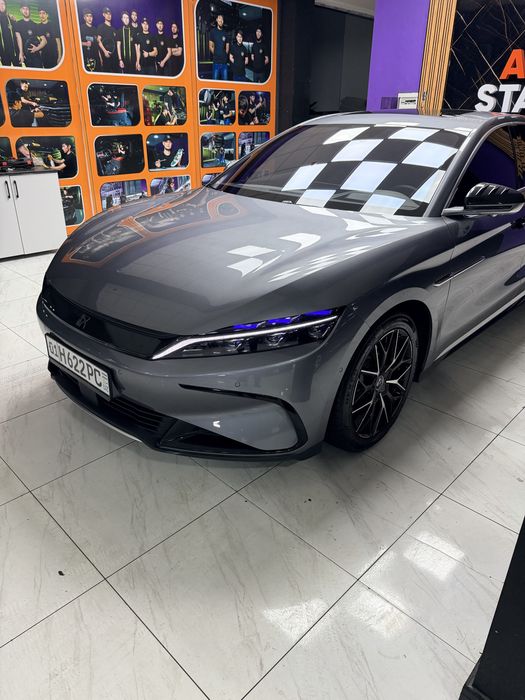 BYD Han Dual Motor full 3.9 sec 100km