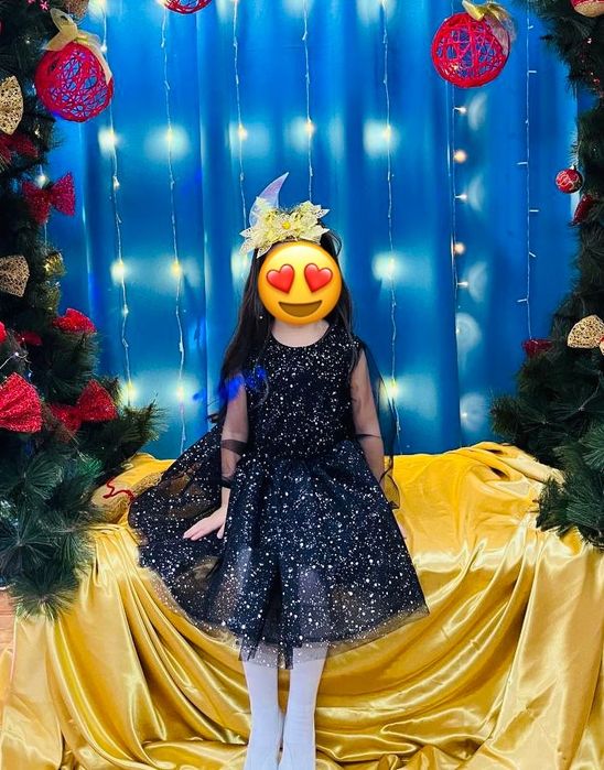 Платье нарядное на 5-6 лет