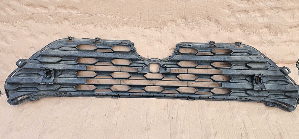 Grila radiator / grila centrala bara fata Toyota Rav 4 2019 - 2022