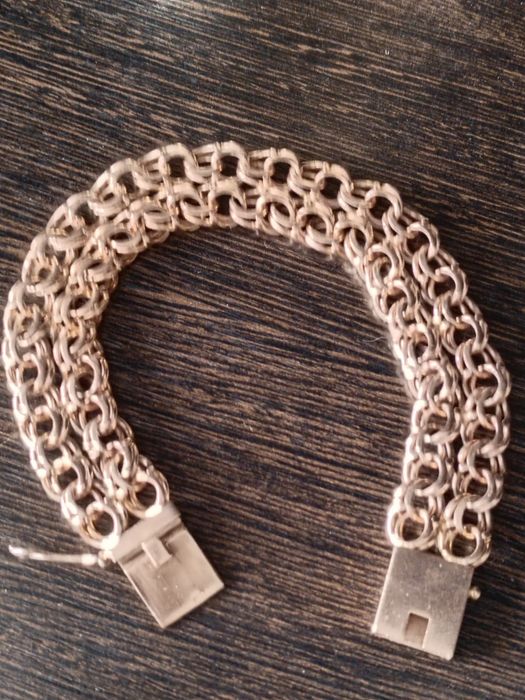 Продам золотой браслет