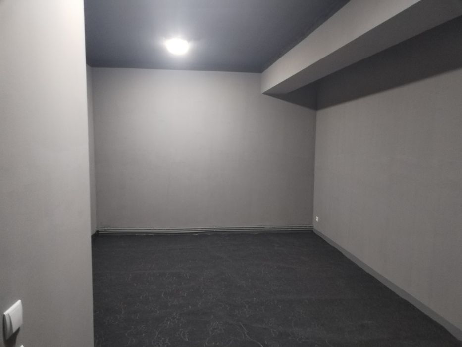 Eshonguzarda oila uchun yangi qurilgan 1 xonalar