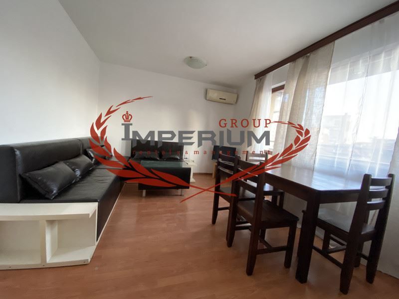 Дава се под наем Двустаен апартамент в Варна, Левски - 65 кв.м за 448.8 € - Снимка #2