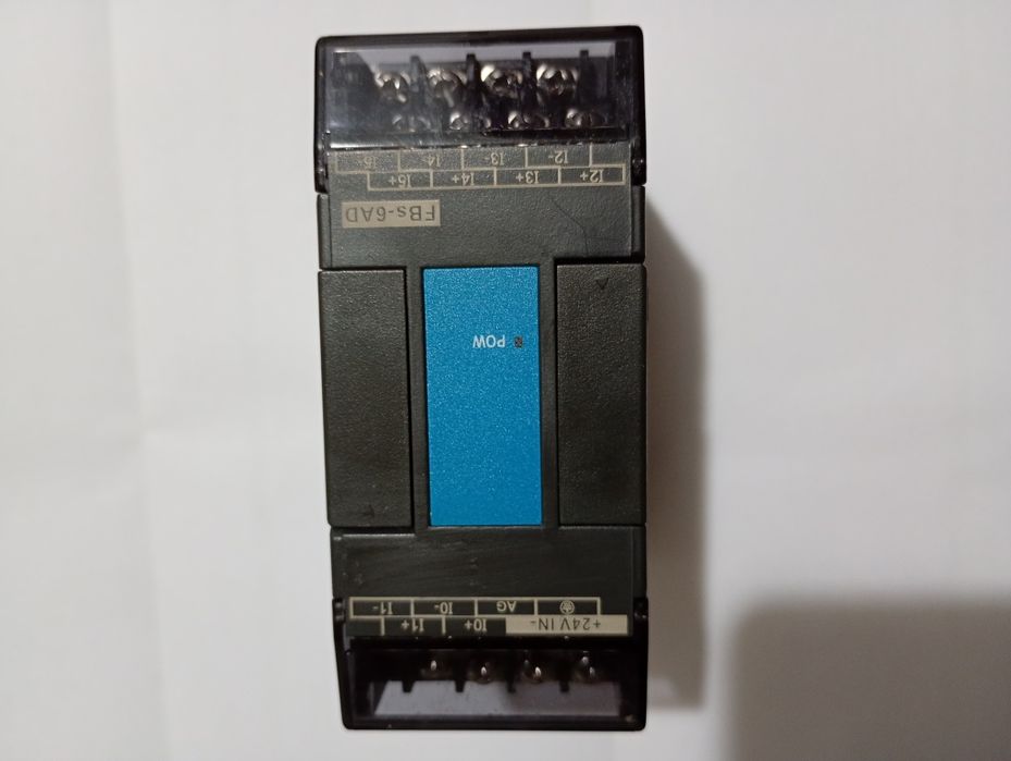 Aparat programabil PLC Fatek FBs-6AD