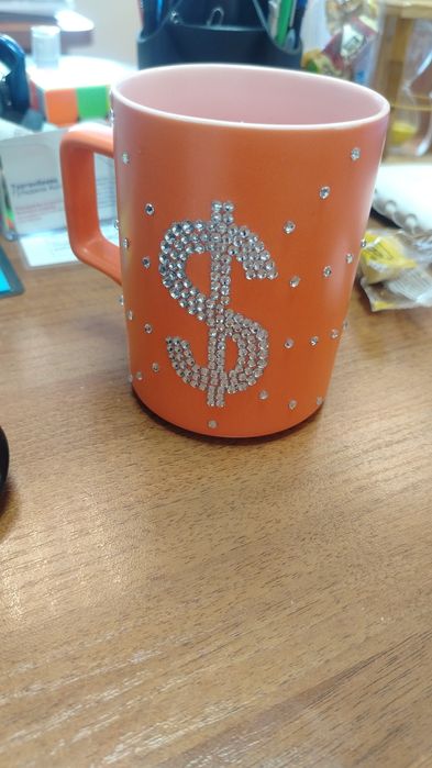 Ручная работа из страз