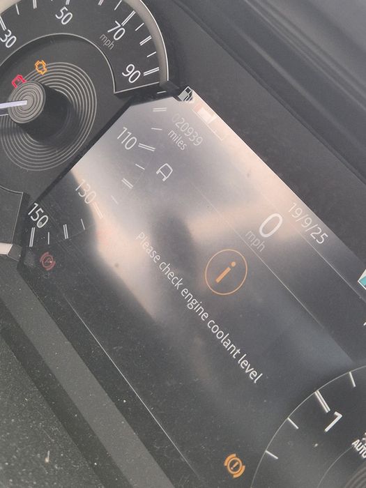 Dezmembrez Land Rover Discovery 2.0 Mild Hybrid 2019-2025