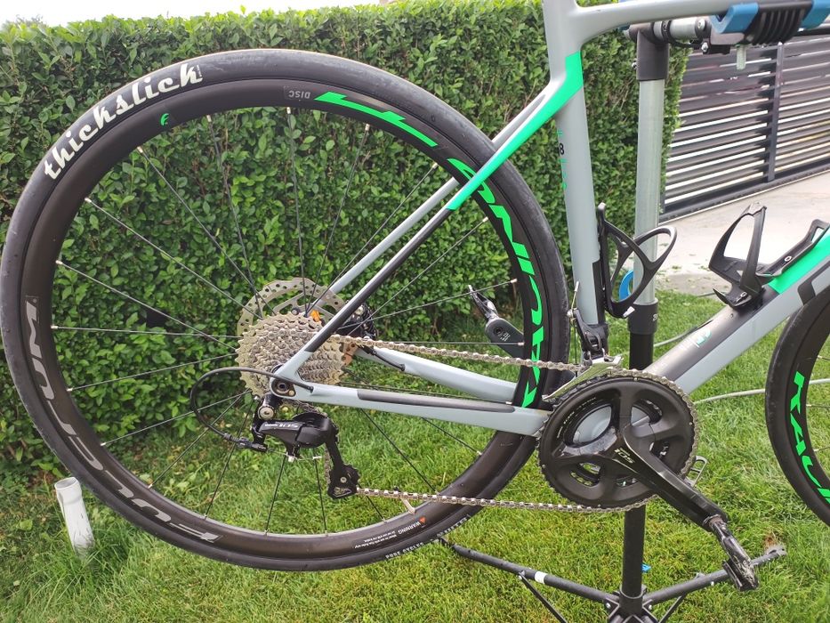 Cube Attain карбон