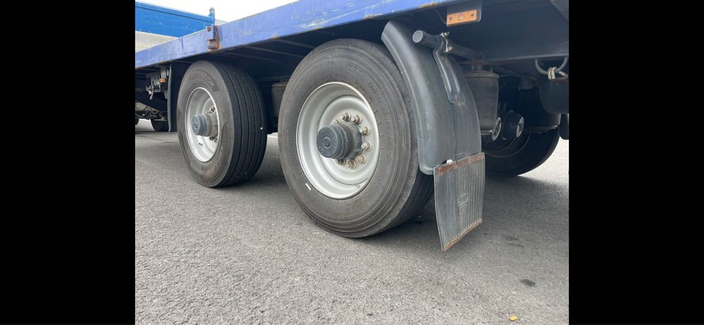 Vint remorca tip trailer