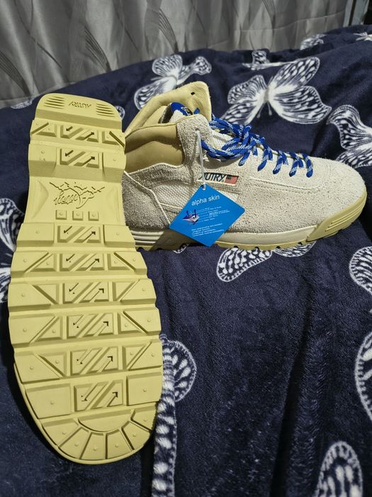 Autry bocanci toamna-iarna 
MALGA ST.MORITZ IN COOKIE AND DEJAutryA VA