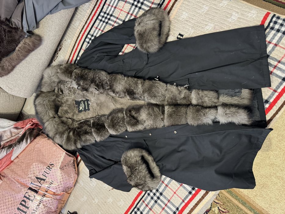 Парка длинная с натуральным мехом