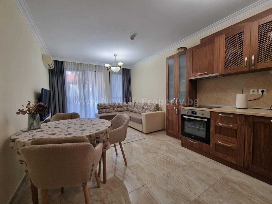 Продава се Тристаен апартамент в Свети Влас - 100 кв.м за 2200 €/кв.м - Снимка #3