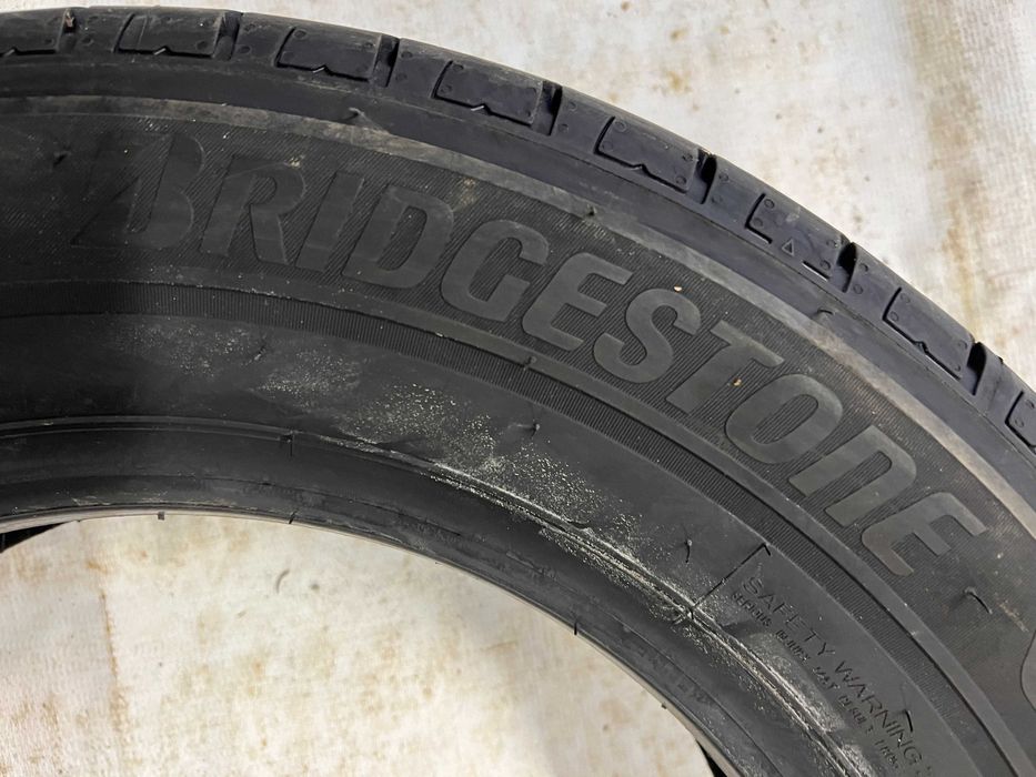 4 Нови бусови гуми 205/65R16C Bridgestone Duravis Van ENLITEN 107/105T