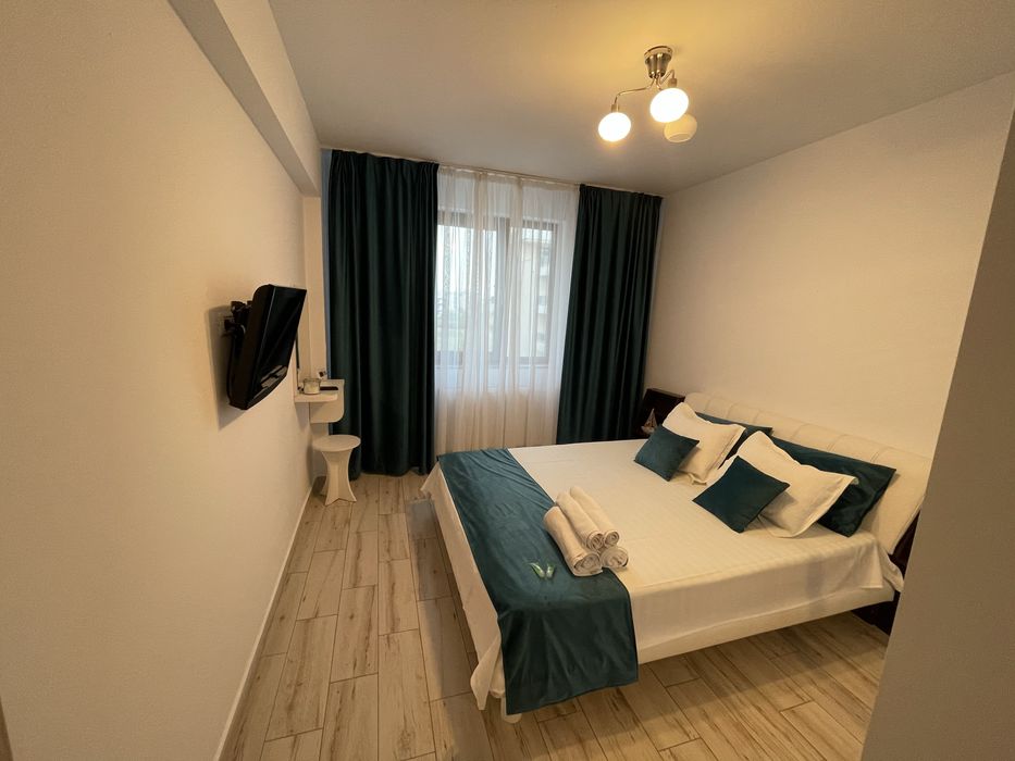 Inchiriez apartament 2 camere Mamaia Nord