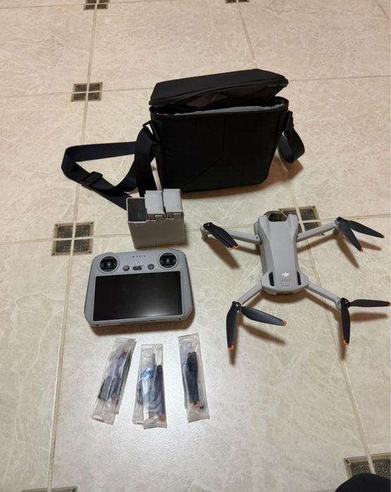 Продам DJI mini 3 combo