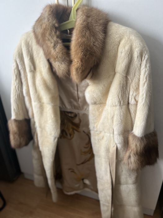 Продам норковую шубу