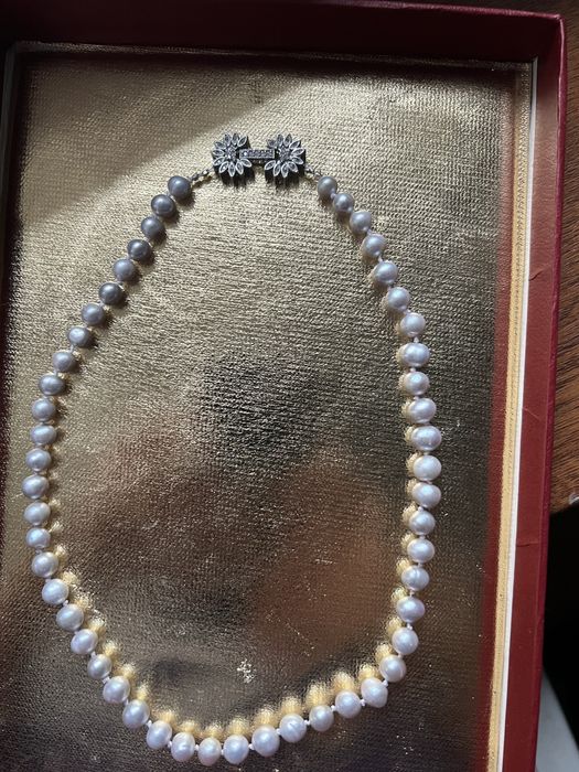 Coliere hand made din perle de cultura