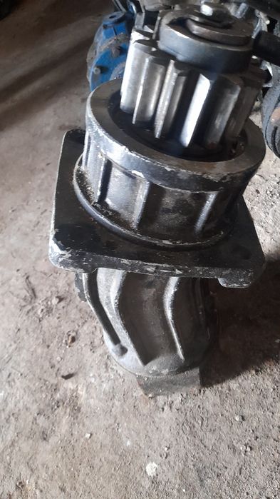 Гидромотор на экскаватор