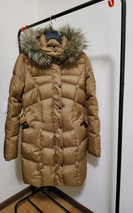 Продам пуховик Esprit collection