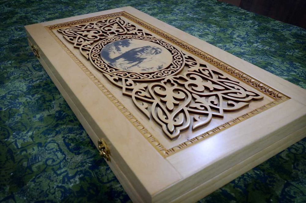 Эксклюзивные нарды.