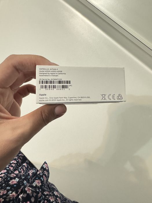 AirPods 4 запечатанный