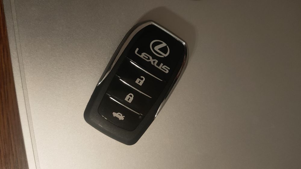 Корпус ключ на Lexus