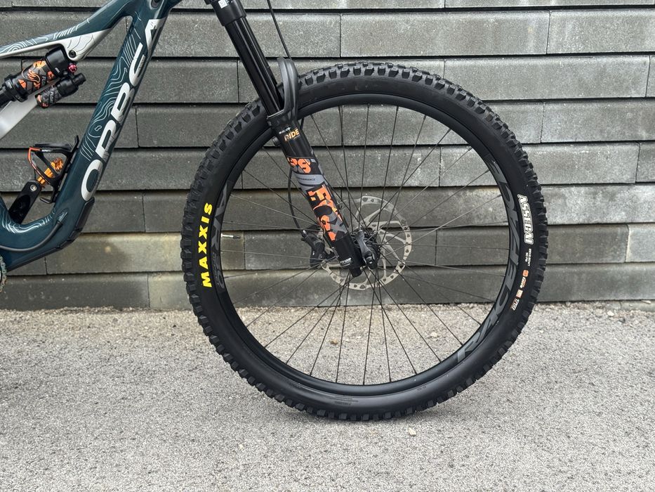 Планински карбонов велосипед ORBEA RALLON M20 (M-L размер)