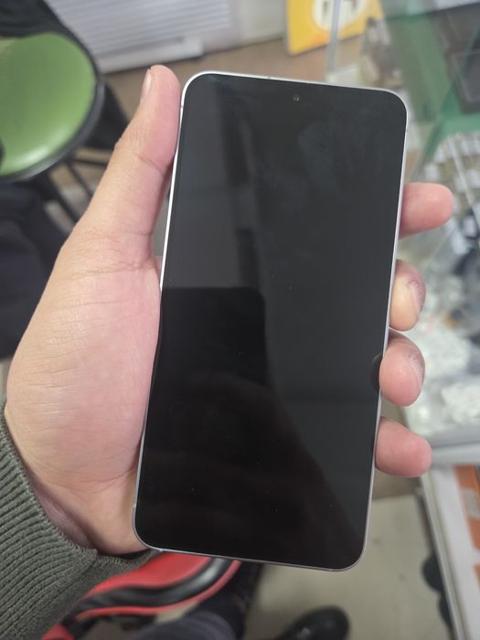 Samsung S25.Память 128гб.