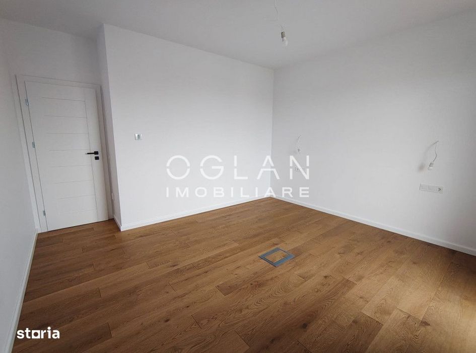 Penthouse 4 cam, terasa 78 mp, La Cheie, D. Stanca