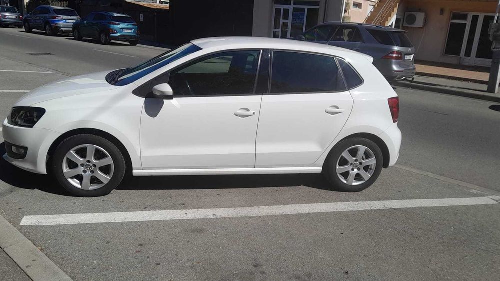 Vand wv polo model 2012 benzina