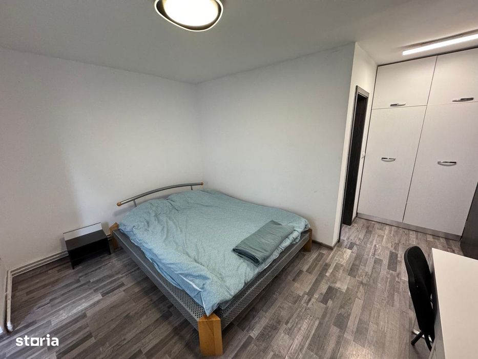 Apartament cu 4 camere garaj
