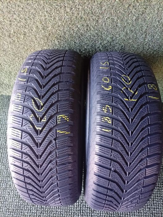 185 60 15 Vredestein m+s 80 lei bucata