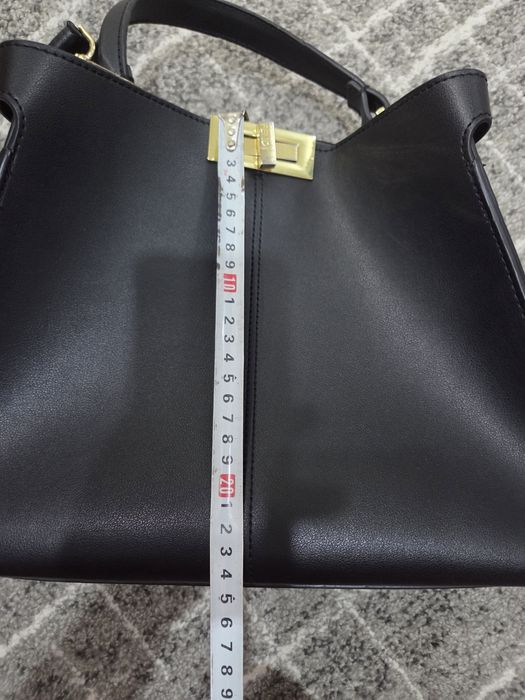 Продам сумку Fendi