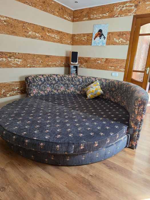 Продам диван раскладной