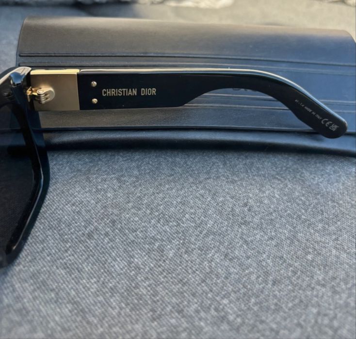Ochelari de soare Lady Dior