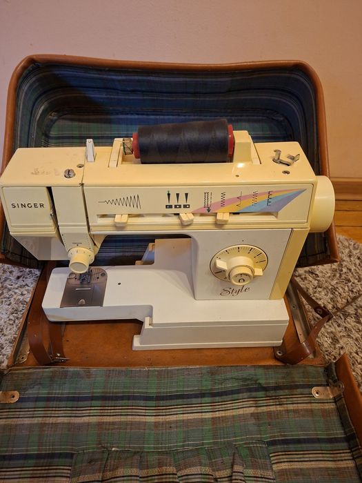 Masina cusut cu pedala Singer