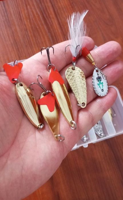 Набор блесен, рыбалка.