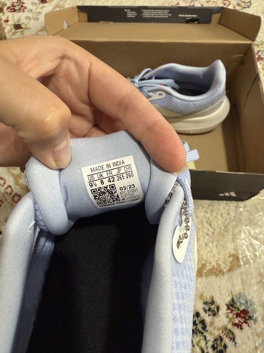 Adidas кроссовки